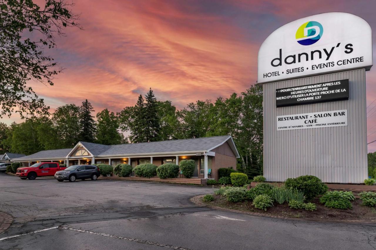 Dannys Hotel Suites; Surestay Collection By Best Western Beresford Екстериор снимка